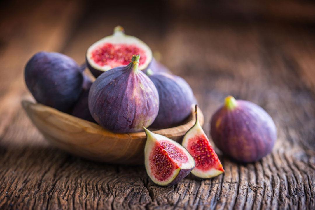كيف يساهم التين البرشومي في دعم صحة الجهاز الهضمي والتمثيل الغذائي