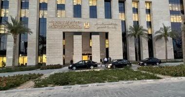 دور الجامعات في استيعاب الأعداد المتزايدة وتعديل معايير القبول العلمية