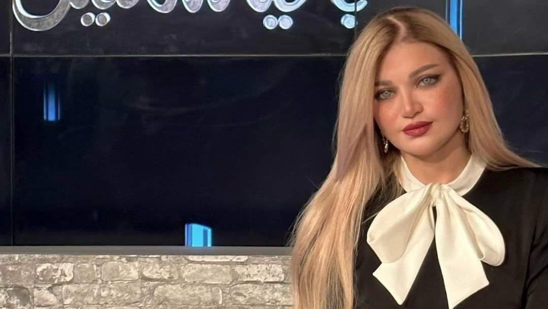 تحليل ردود الفعل الاجتماعية على الأزمة بين منة القيعي وياسمين الخطيب
