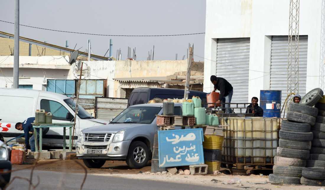 الطرق والأساليب المستخدمة في تهريب المواد البترولية وكيفية التصدي لها
