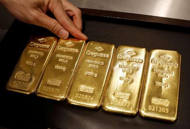 العوامل المؤثرة على أسعار الذهب وكيفية التعامل معها بحكمة
