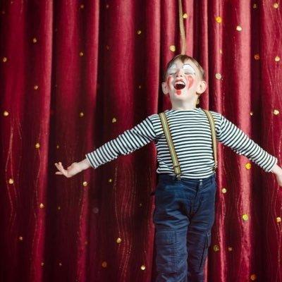 دور الفنون المسرحية في مواجهة التحديات الرقمية للأطفال