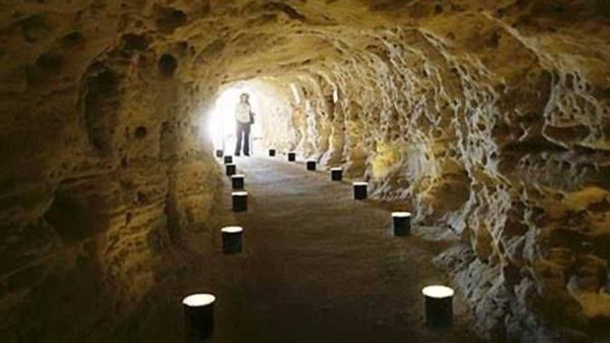مكانة كهف روميل كمقر استراتيجي لثعلب الصحراء خلال الحرب العالمية الثانية