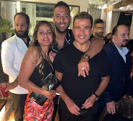 ميدو يشارك لحظات السعادة مع زوجته في أجواء الحفلات