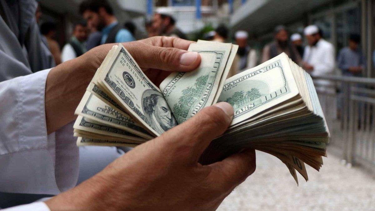 تحليل تأثير تحركات الدولار على العملات الأخرى في السوق العالمية