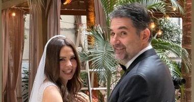المخرج عثمان أبو لبن يستعرض تفاصيل حفل الزفاف في أجواء راقية