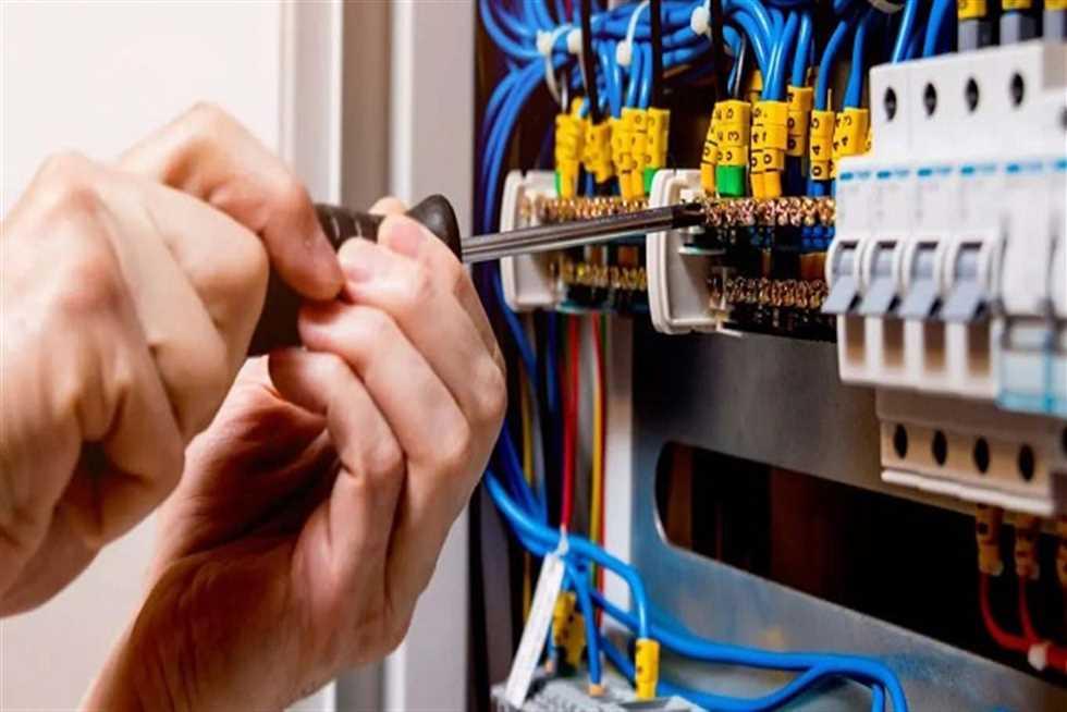 توصيات لتعزيز التعاون المجتمعي ودور التكنولوجيا في مكافحة سرقات الطاقة