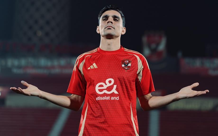 الأهلي يعزز صفوفه بعودة اللاعب المحوري قبل المواجهة الحاسمة