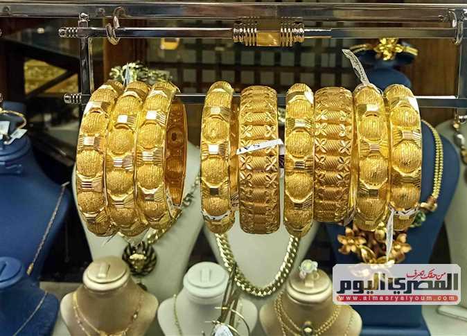 العوامل الرئيسية وراء الارتفاع المفاجئ للذهب