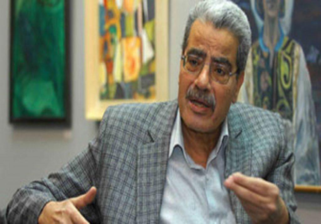 محمد سليمان باكيًا بين الخوف من الله وتساؤلات الطريق الروحي