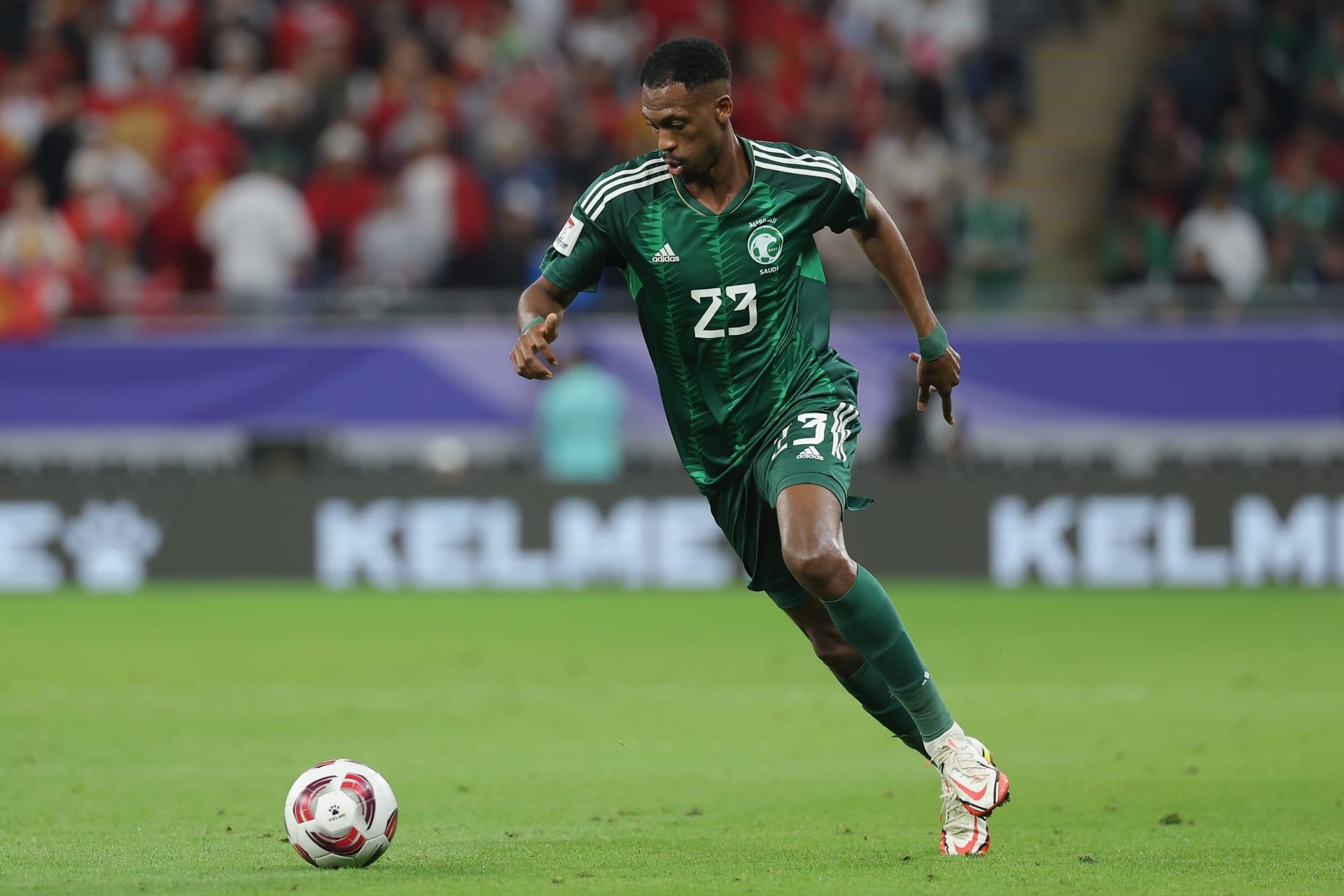 رحلة اللاعب السعودي من الدوري المحلي إلى الاحتراف الأوروبي
