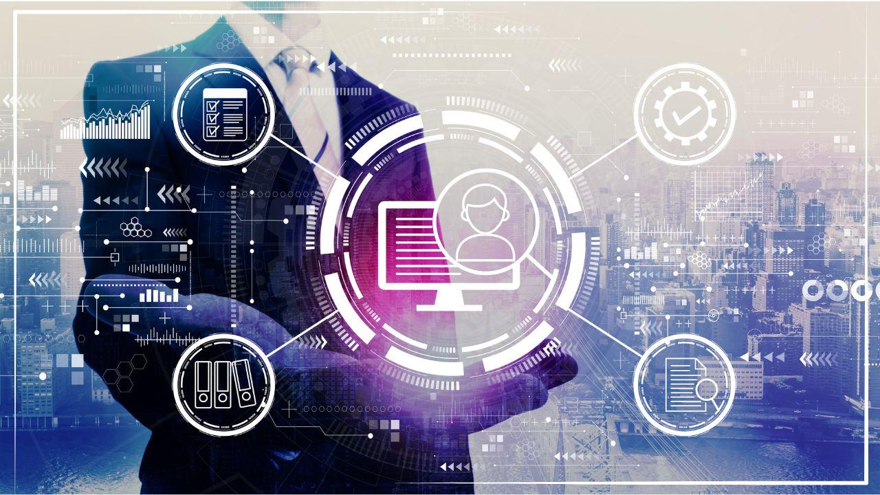 التحديات التي تواجه تنظيم المحتوى الإلكتروني وأهمية التوعية المجتمعية