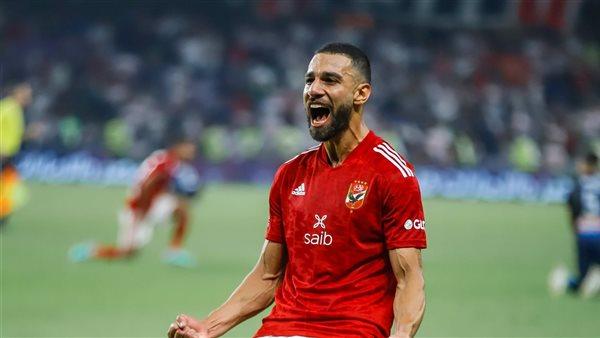 لمحات من حياة عمرو السولية الخاصة عبر صور زوجته وبناته