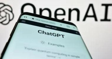 تأثير ردود ChatGPT على توجهات المراهقين تجاه المخدرات وإيذاء النفس