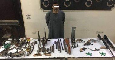 بحوزته سلاح ناري واستخدامه في الاعتداء على شخص بشبرا الخيمة