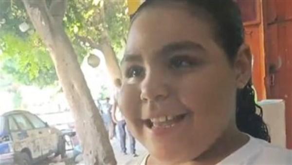كفيل بتشويه حياة الطفلة مستقبلًا لماذا ينتقد ماجدة خيرالله الانتشار الواسع لطفلة ترند الشيبسي