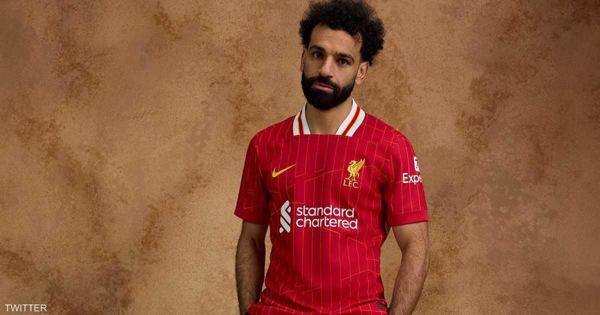 محمد صلاح وإطلالته الجديدة بقميص ليفربول: استراتيجيات وتوقعات الموسم القادم