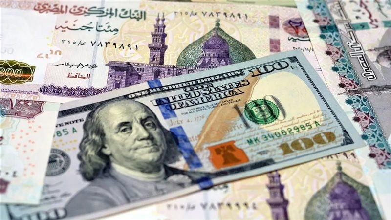 كيفية التعامل مع تغيرات سعر الدولار لتعزيز استثماراتك في الذهب