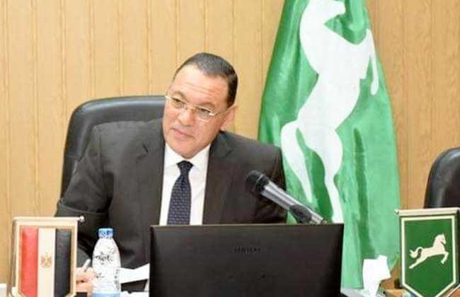 الأثر القانوني والمالي لمجازاة رئيس الجمعية الزراعية بخصم الأجر