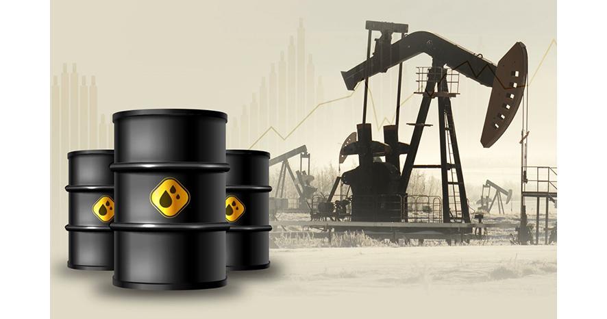 أسعار النفط العالمية تتأثر بتقلبات سياسية عقب قمة ألاسكا