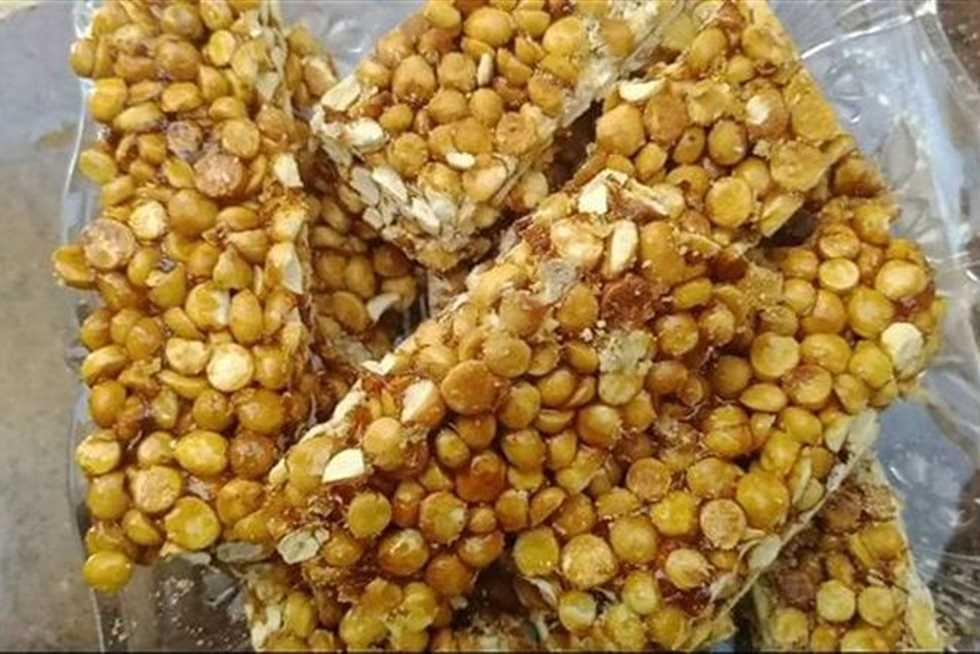 حكم توزيع حلوى المولد من الزكاة وفق رؤية شيخ الأزهر