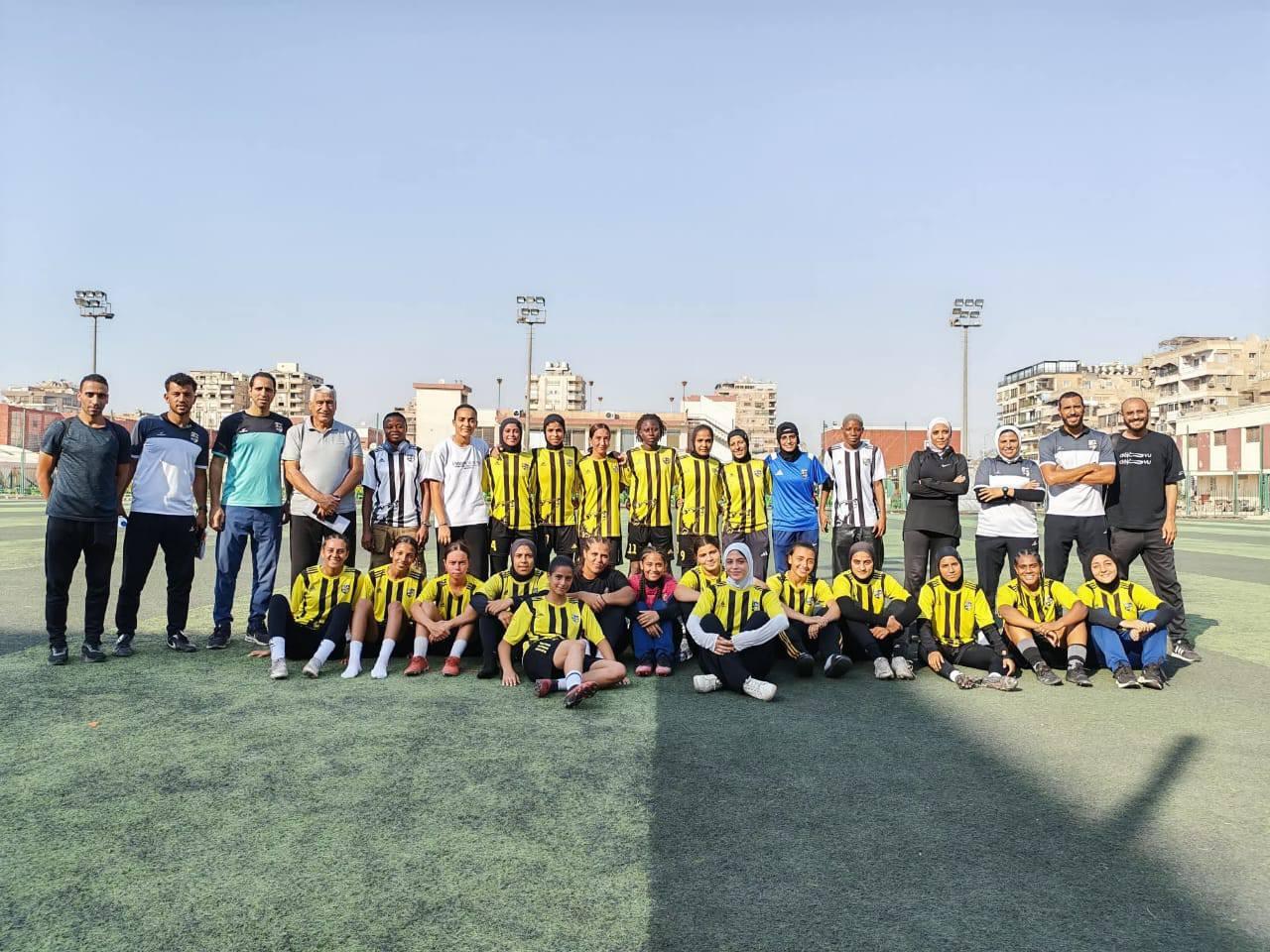 تشكيلة فريق سيدات المقاولون العرب استعداداً لانطلاق الدوري