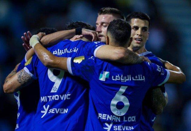 القنوات الناقلة لمباراة الهلال والرياض اليوم في الدوري السعودي بث مباشر