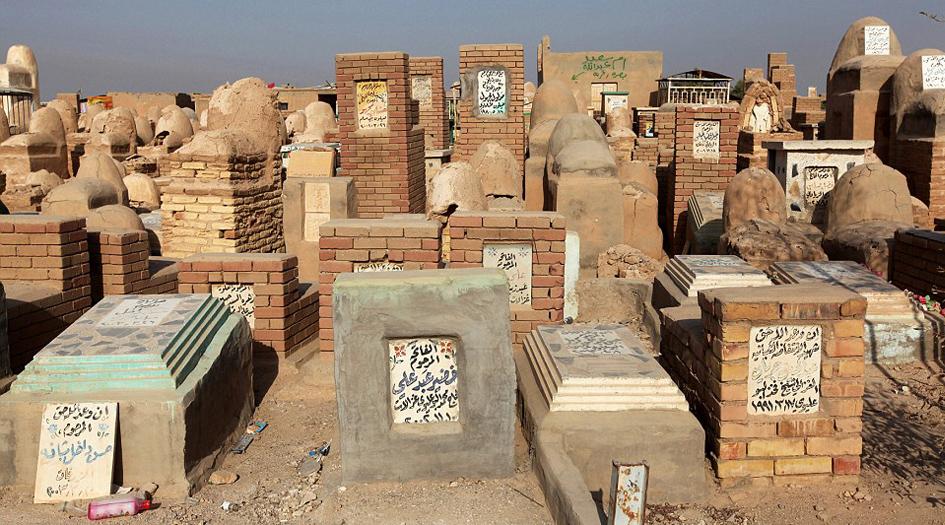 الاختلافات الفقهية بين المذاهب حول زيارة القبور وأثرها على العقيدة