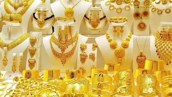 كيفية الاستفادة من التغيرات السعرية وتوقيت الشراء الأمثل للذهب