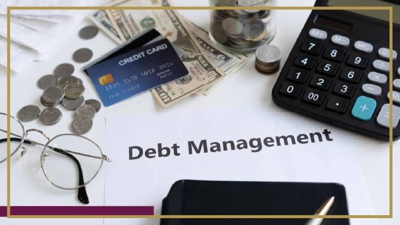 تحليل أسباب تراكم الديون وتأثيرها على استقرار الإدارة