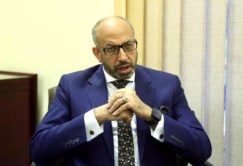 حسام المندوه واستغاثته الصريحة: قراءة في مكامن الخطر
