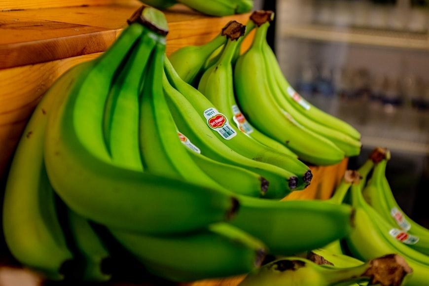 المكونات الفعالة في الموز الأخضر والعدس ودورها في مكافحة السرطان