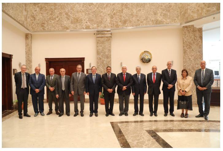 توصيات لتعزيز التعاون بين جامعة العلمين الدولية والقطاعين الحكومي والخاص لتحقيق التنمية المستدامة