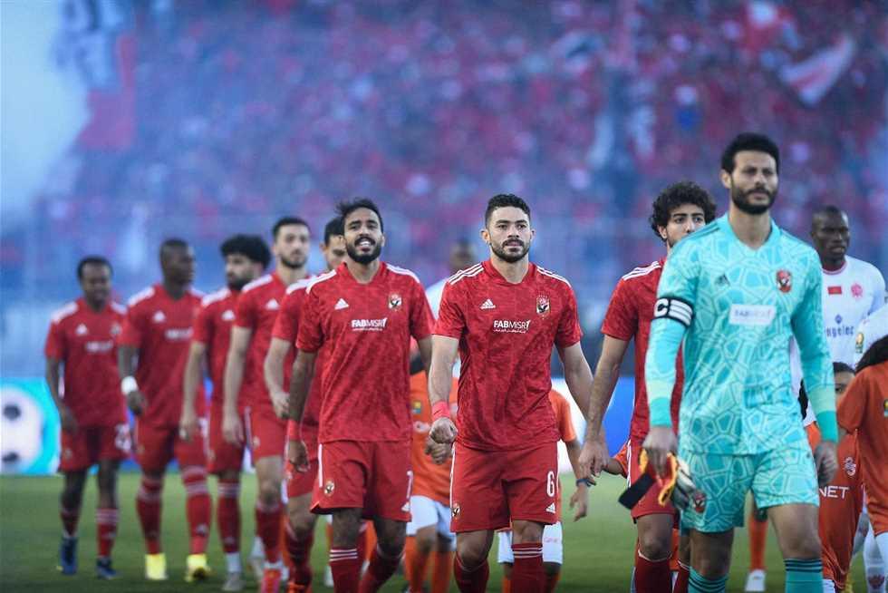 تحليل أداء النجم الأهلي في المباريات الأخيرة بين الانتقادات والدعم