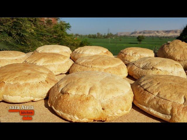 مكونات عيش الشمسي الطازج وأهميتها في النكهة