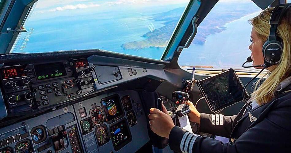 توصيات لتعزيز فرص التدريب والتطوير للنساء في مهنة الطيران مستقبلًا