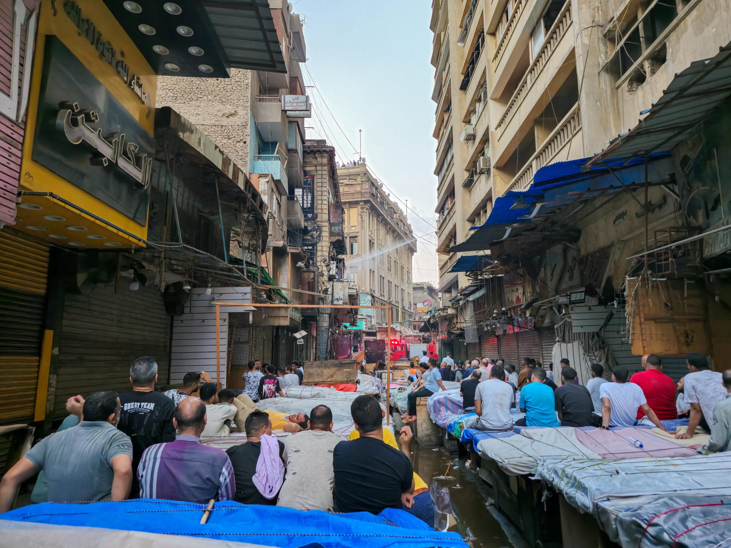 توصيات لتعزيز نظام الطوارئ والوقاية من حرائق الأسواق التقليدية في القاهرة