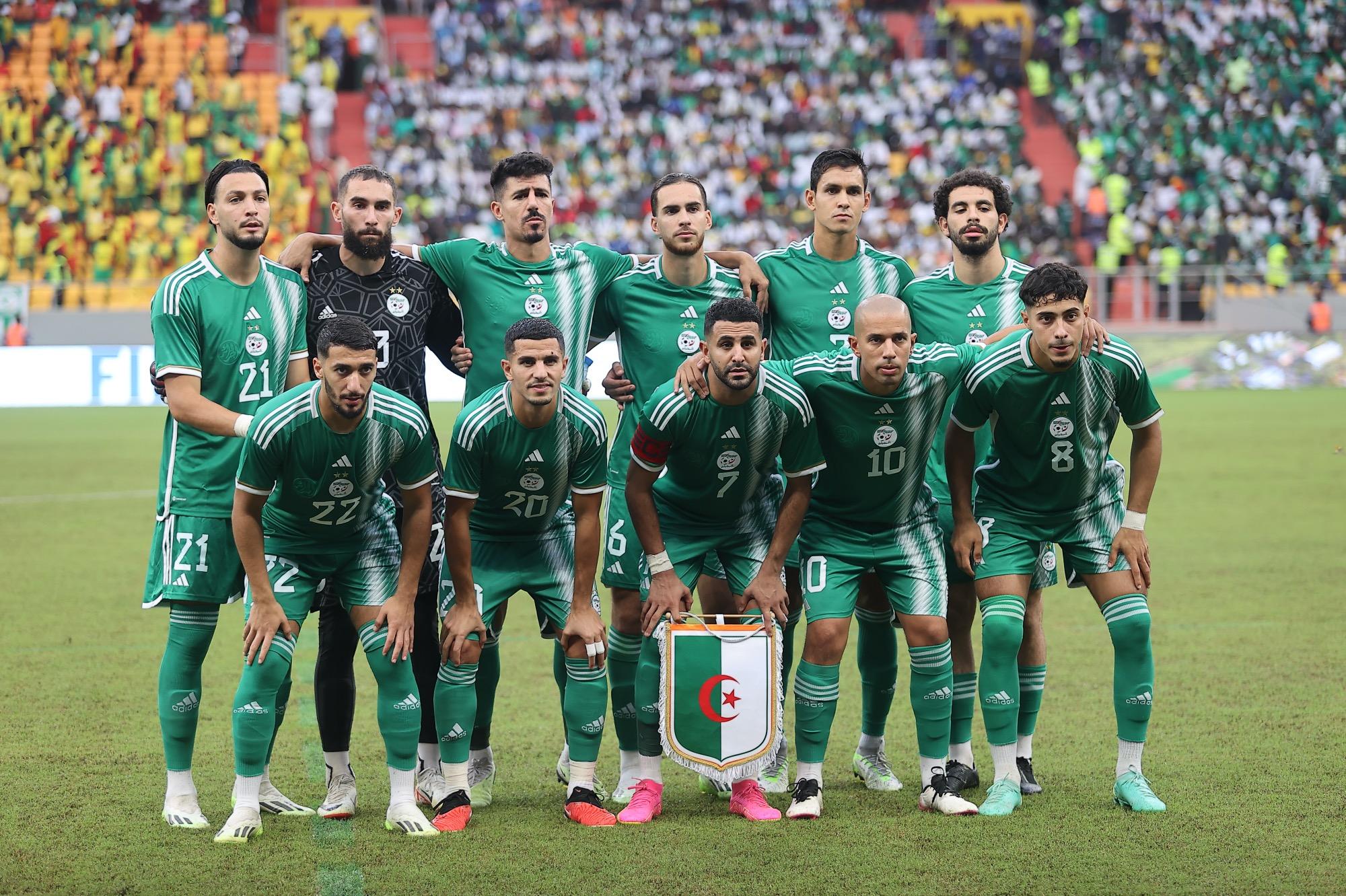 تأثير القرار على ديناميكية الفريق وأداء اللاعبين