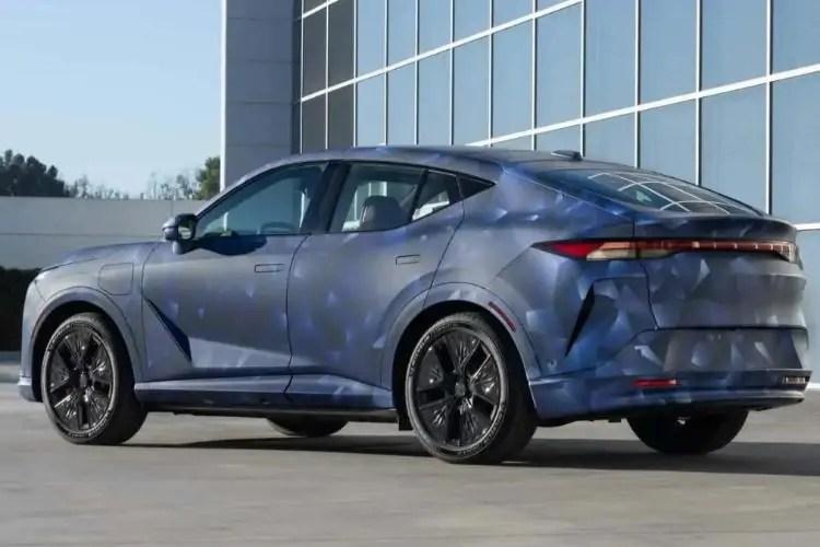 تصميم مبتكر وتقنيات متقدمة تميز سيارة أكورا الاختبارية