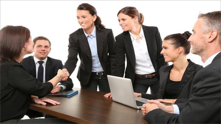 استراتيجيات لبناء علاقات اجتماعية متينة تعزز من توازنك