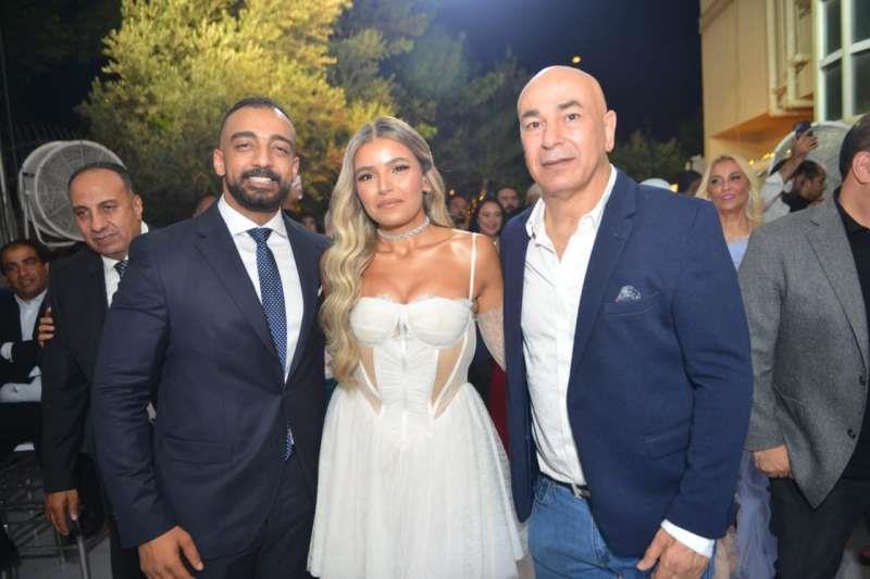 تفاعل ابنته مع أجواء مباراة مصر وإثيوبيا