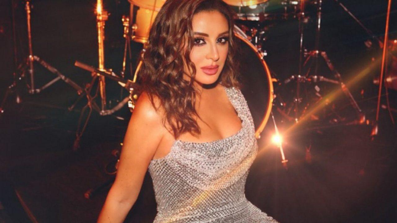 أنغام تعود إلى الساحة الفنية بعد تعافيها بإطلالة مميزة