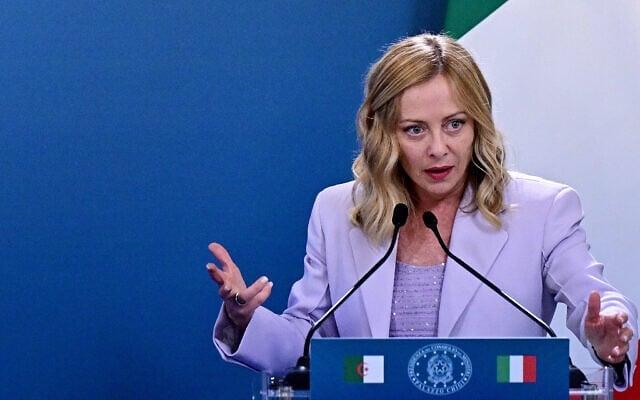 التحديات الراهنة ودور الدبلوماسية في تحقيق السلام العادل